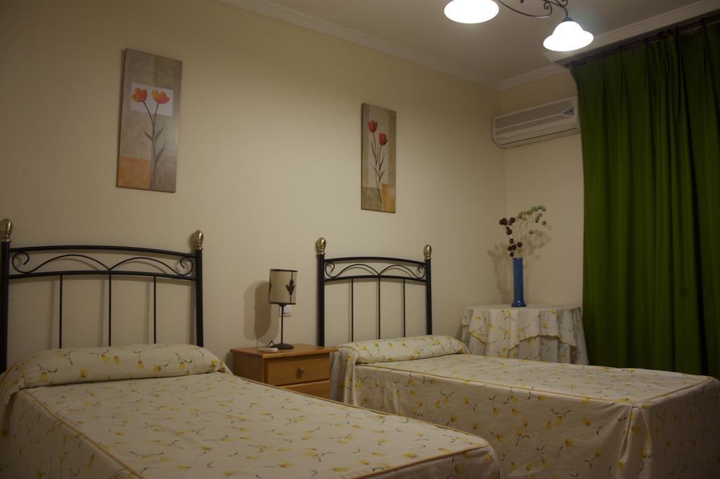 Pension Matilde Granada Exterior photo