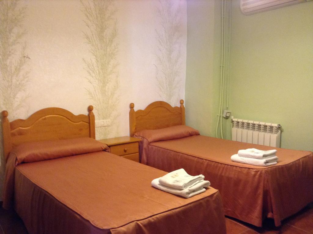 Pension Matilde Granada Room photo